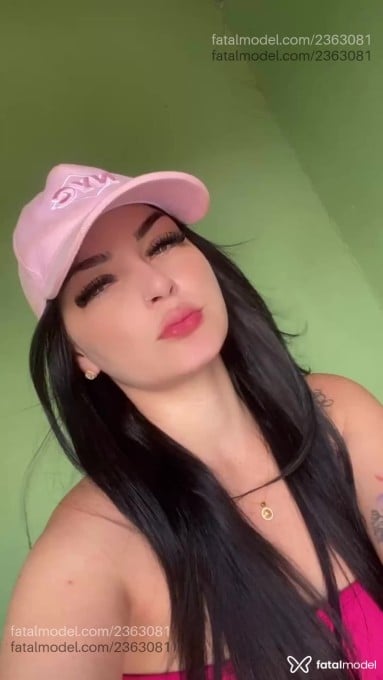 Acompanhante mulher morena (o) de olhos verdes - Ellen Acompanhante mulher morena (o) de olhos verdes - Ellen