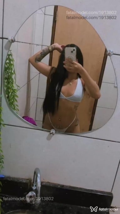 Acompanhante mulher com cabelo castanho de olhos pretos em Belém - Manu