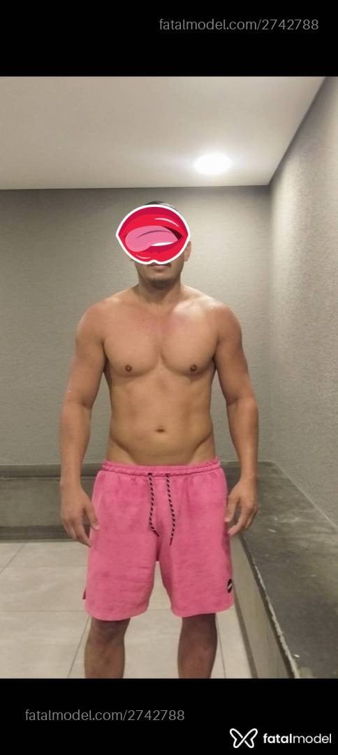 Acompanhante homem morena (o) de olhos castanhos em Rio de Janeiro Acompanhante homem morena (o) de olhos castanhos em Rio de Janeiro - Gostosao