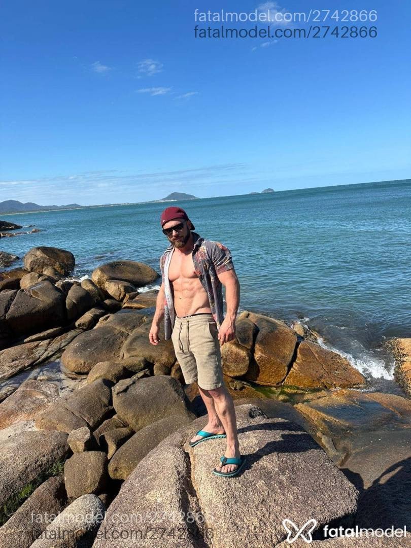 Acompanhante homem ruiva (o) de olhos castanhos em Florianópolis - Thomas
