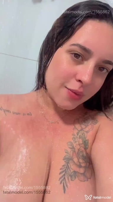 Acompanhante mulher com cabelo castanho de olhos mel em Uberlândia - Laura silva
