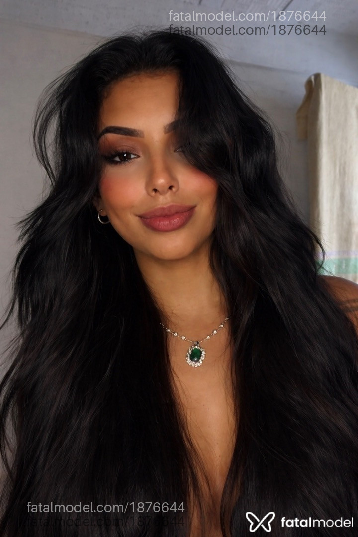 Acompanhante mulher morena (o) de olhos pretos em Virtual - Natii Auvez