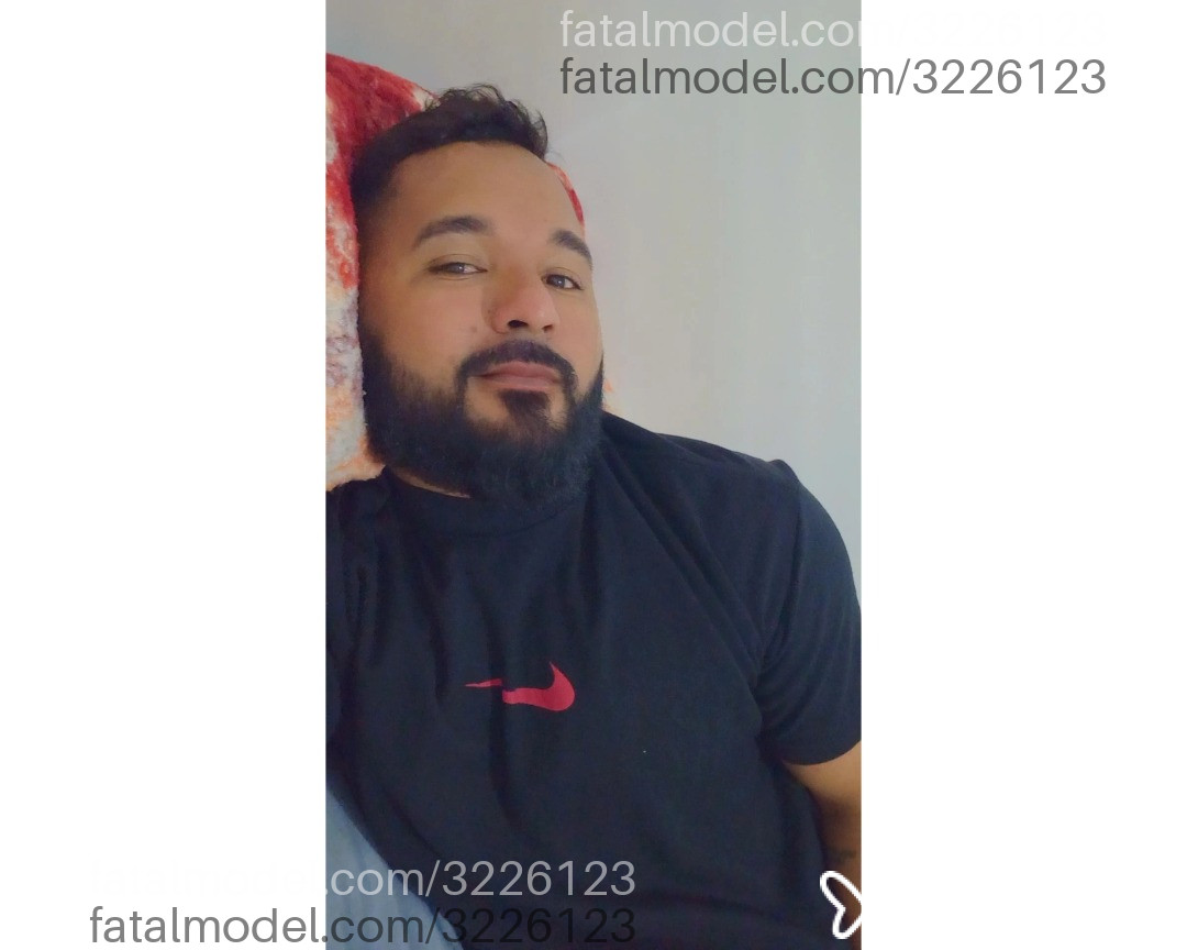 Acompanhante homem morena (o) de olhos castanhos - Henrique Acompanhante homem morena (o) de olhos castanhos - Henrique