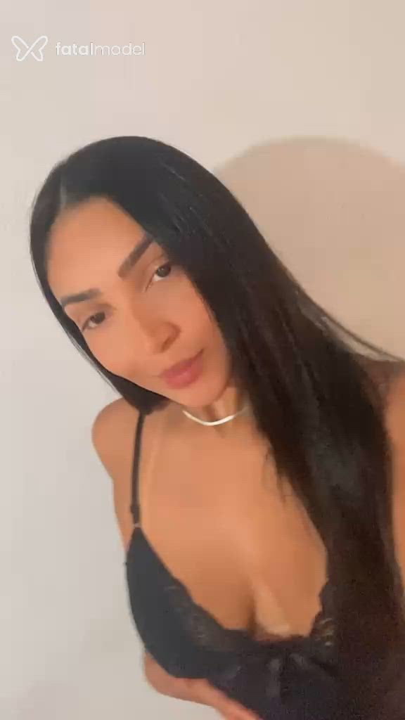 Acompanhante mulher morena (o) de olhos pretos - Anna Acompanhante mulher morena (o) de olhos pretos - Anna