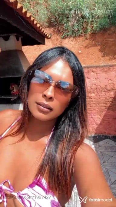 Acompanhante mulher com cabelo castanho de olhos castanhos em Avaré - Marcella