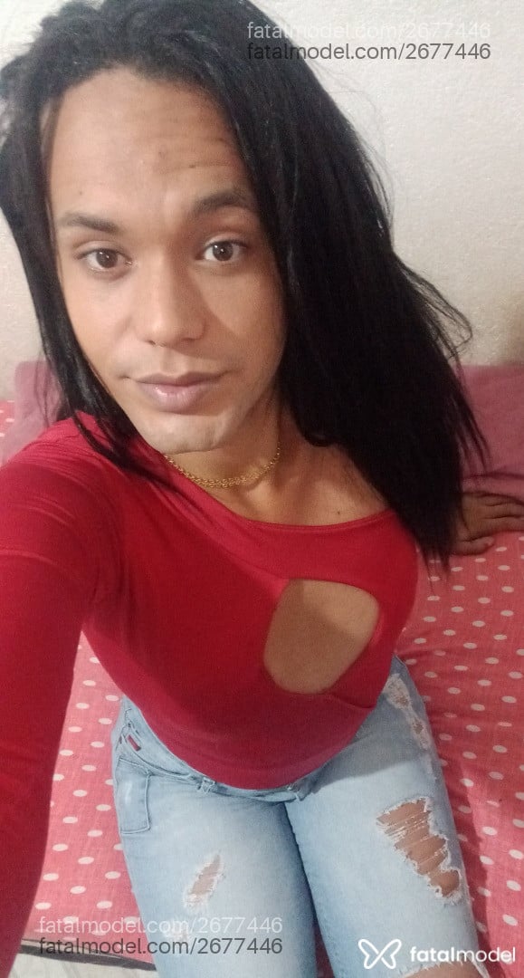 Acompanhante mulher trans morena (o) de olhos castanhos em Vinhedo - Yara Gomes