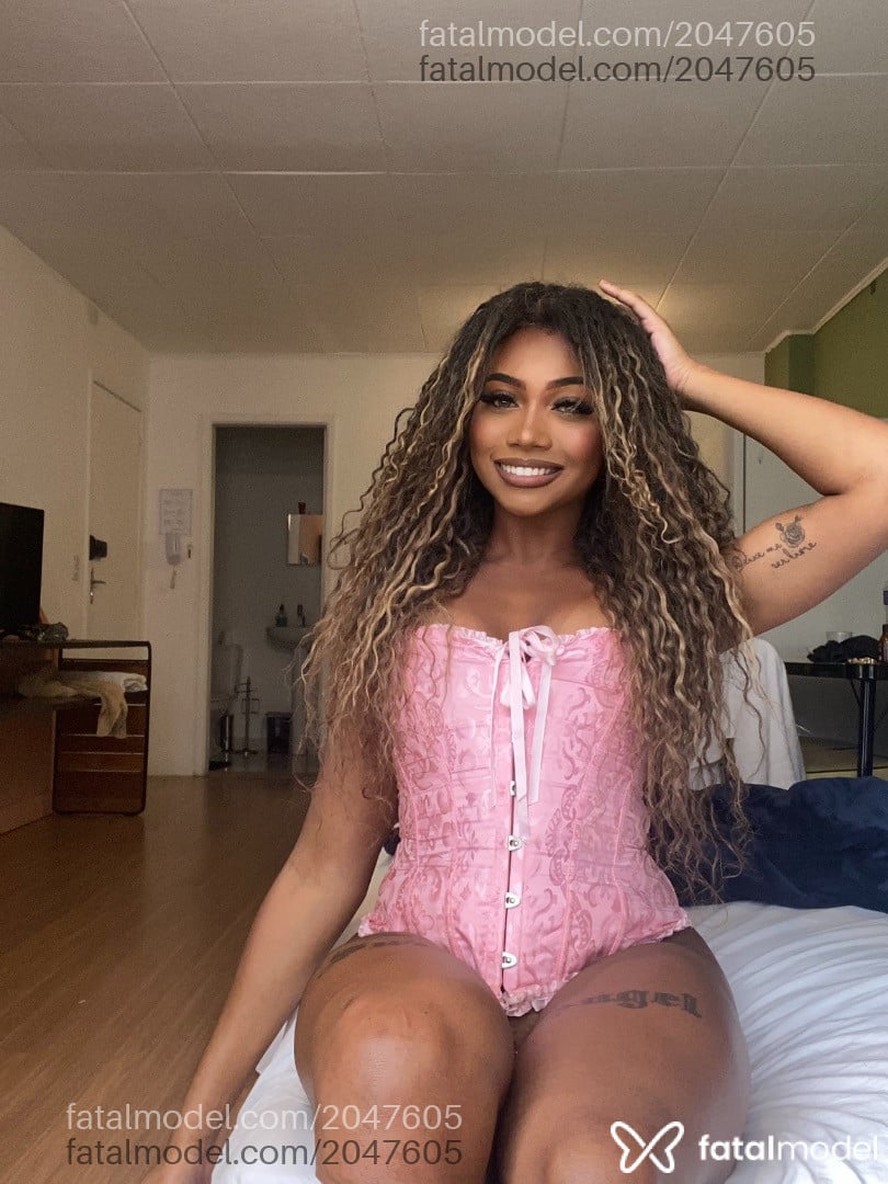 Acompanhante mulher trans loira (o) de olhos mel em São Paulo - Ayla