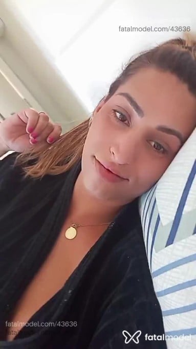 Acompanhante mulher trans morena (o) de olhos castanhos em Tramandaí - Isabelly Lins