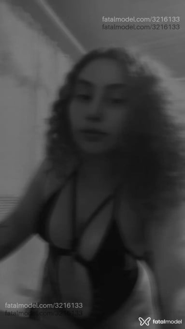 Acompanhante mulher ruiva (o) de olhos castanhos em Virtual Acompanhante mulher ruiva (o) de olhos castanhos em Virtual - Rayane