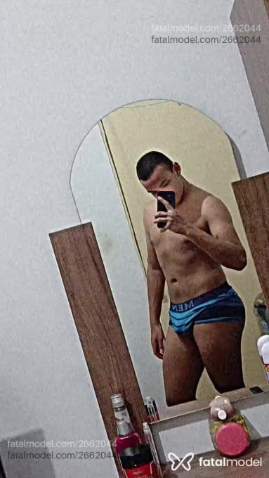 Acompanhante homem com cabelo castanho de olhos mel em Imperatriz - Estevan Araújo