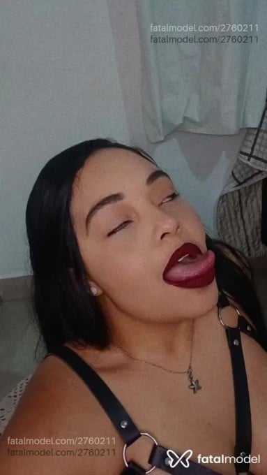 Acompanhante mulher morena (o) de olhos castanhos em Valparaíso de Goiás Acompanhante mulher morena (o) de olhos castanhos em Valparaíso de Goiás - Peneloppe