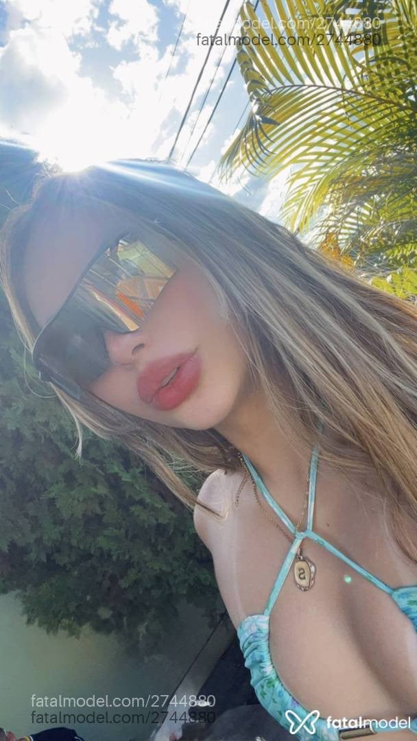Acompanhante mulher loira (o) de olhos verdes em São Paulo - Gabymartins