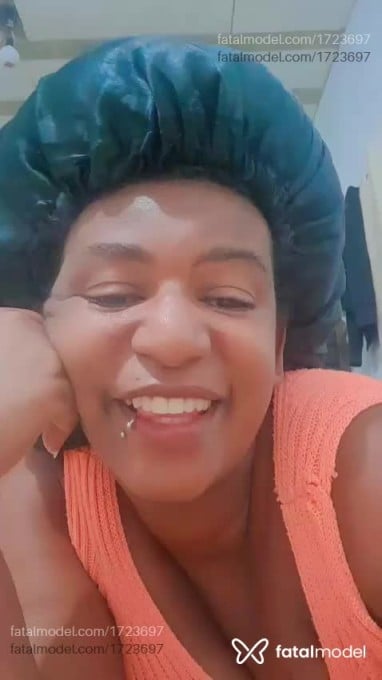 Acompanhante mulher com cabelo castanho de olhos castanhos em Iguaba Grande Acompanhante mulher com cabelo castanho de olhos castanhos em Iguaba Grande - Jaquelineborboleta