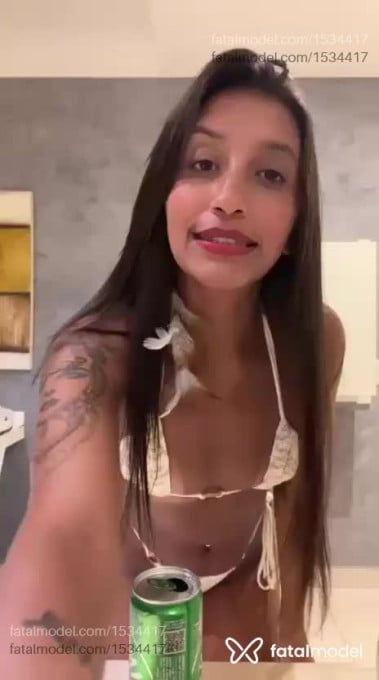 Acompanhante mulher com cabelo castanho de olhos pretos em Ribeirão Preto - Isaparaense