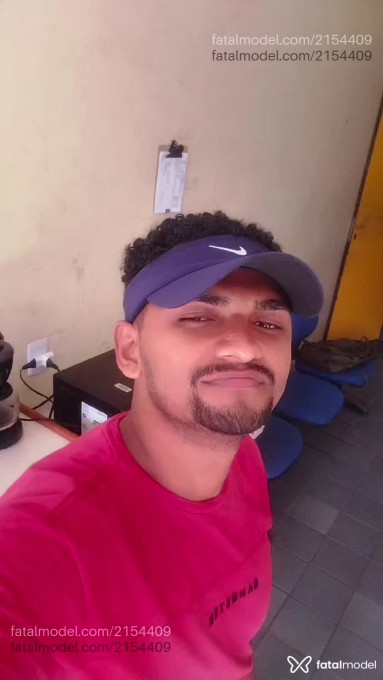 Acompanhante homem morena (o) de olhos pretos em Belém - Paulinho
