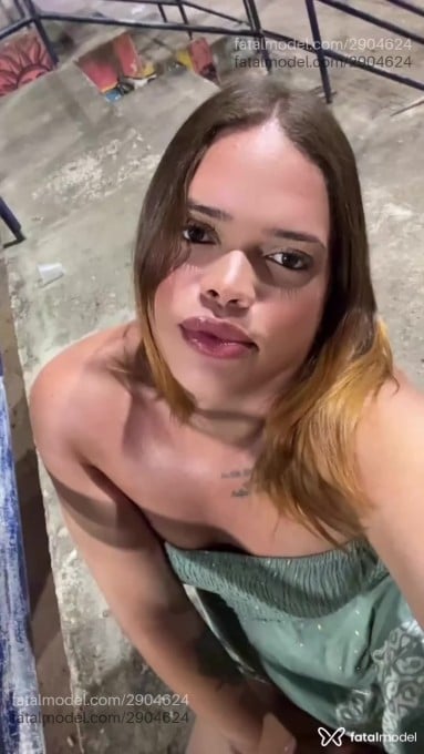 Acompanhante mulher trans loira (o) de olhos castanhos em Paulista - Huana