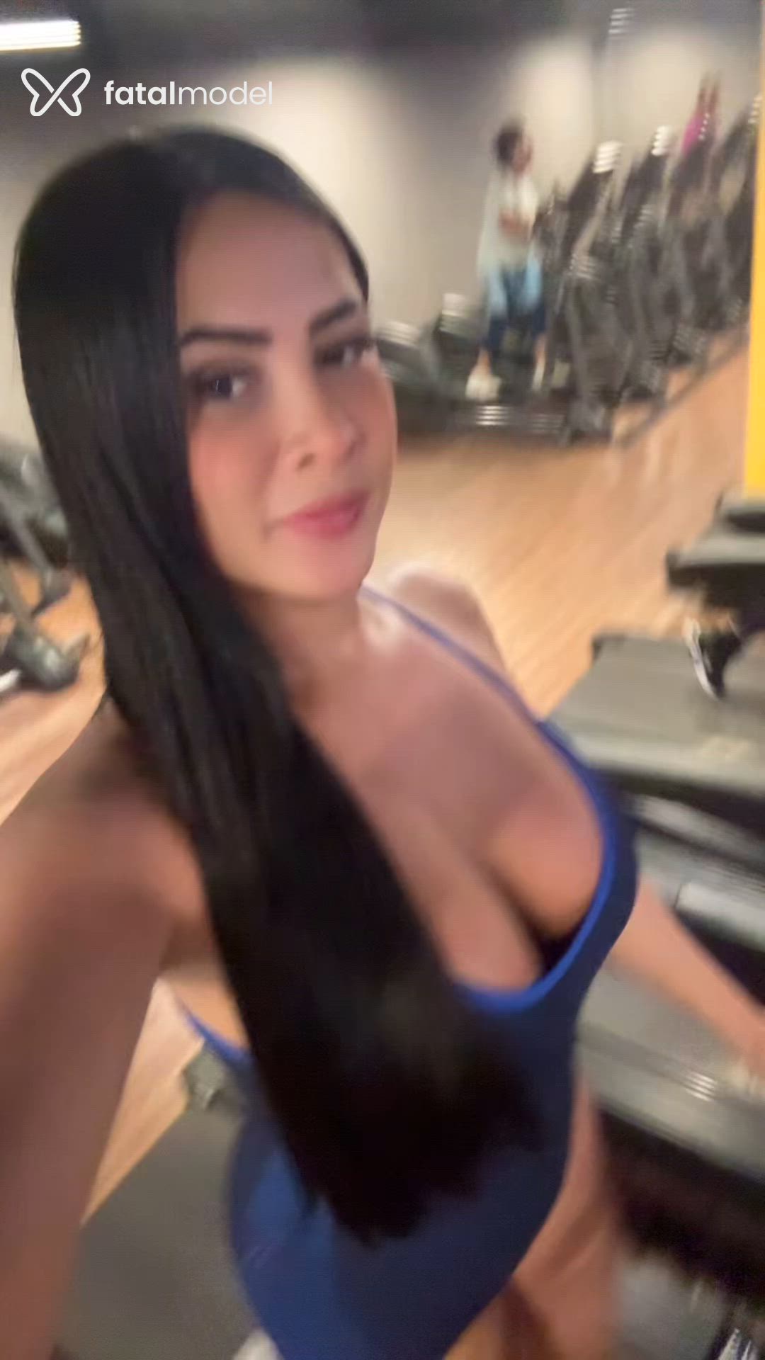 Acompanhante mulher morena (o) de olhos pretos - Jessica Araujo