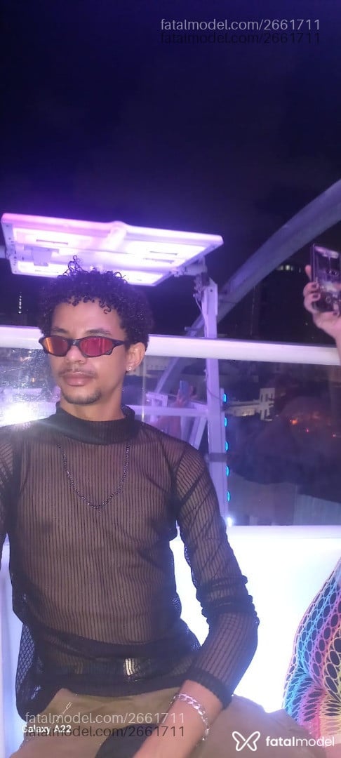 Acompanhante homem morena (o) de olhos pretos em Jaboatão dos Guararapes Acompanhante homem morena (o) de olhos pretos em Jaboatão dos Guararapes - Nikolas Potter