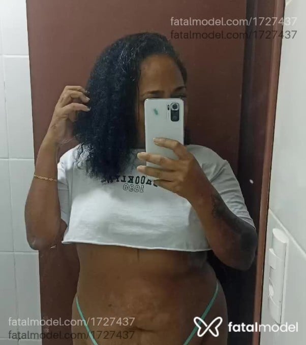 Acompanhante mulher morena (o) de olhos pretos em Virtual - Cristhal