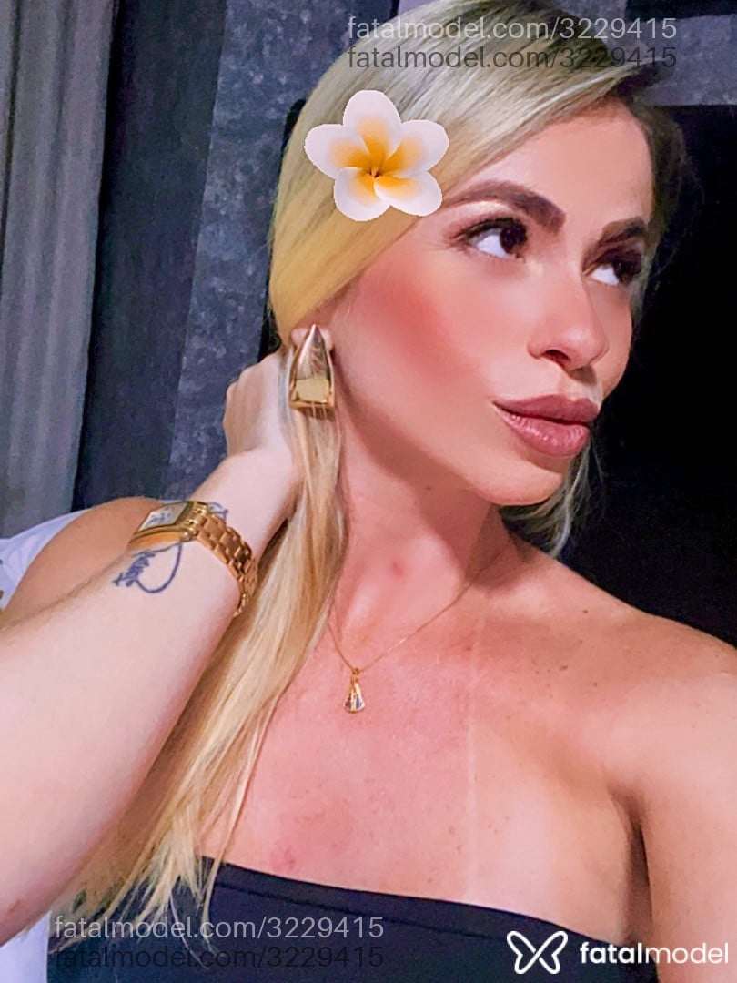 Acompanhante mulher loira (o) de olhos verdes em Campo Grande - Geroldi