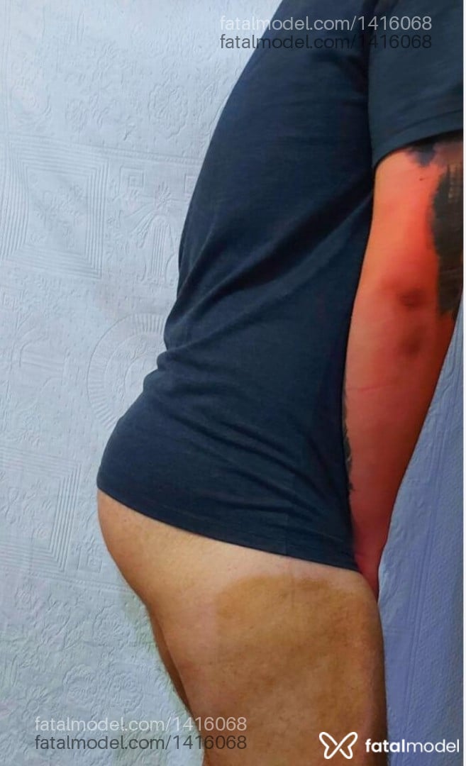 Acompanhante homem morena (o) de olhos verdes em Patrocínio Acompanhante homem morena (o) de olhos verdes em Patrocínio - JOVEMURSO