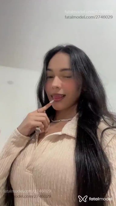 Acompanhante mulher morena (o) de olhos castanhos em Tubarão - Nicolli
