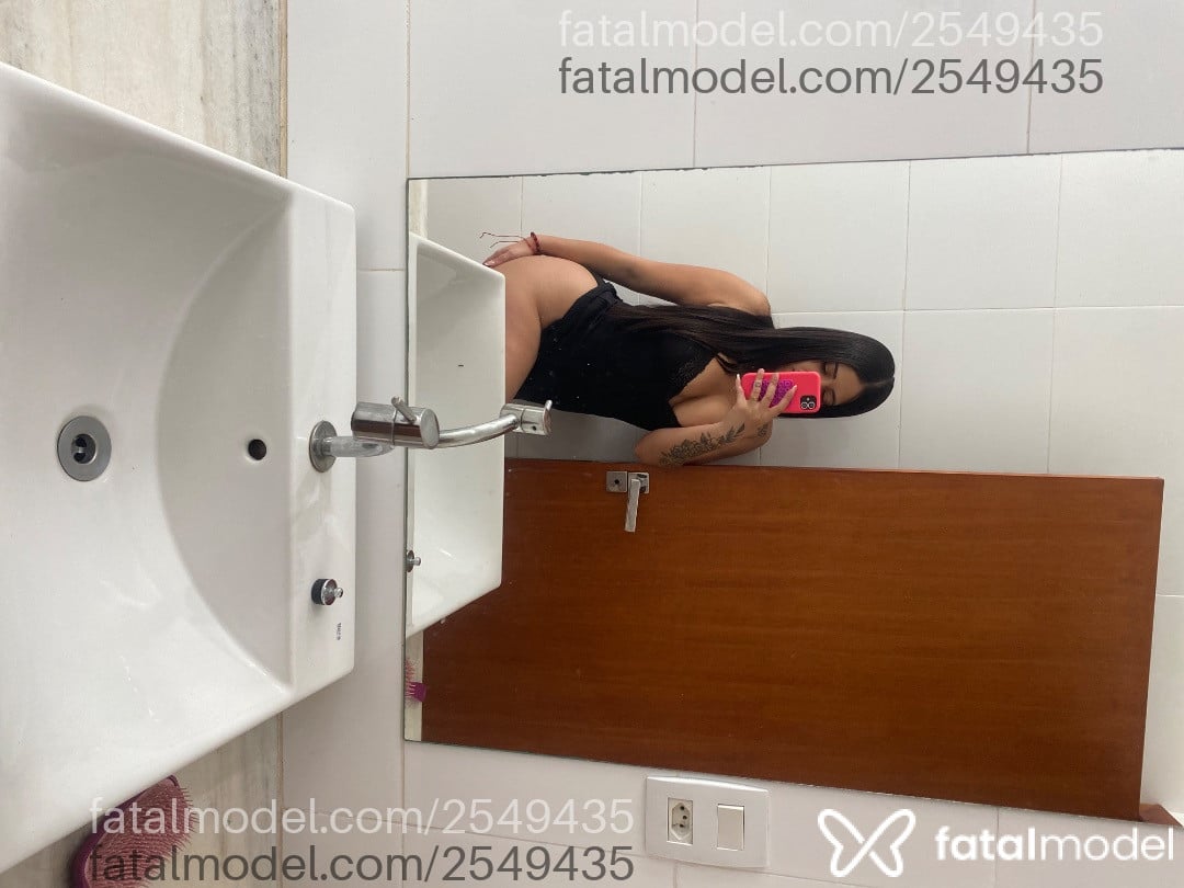 Acompanhante mulher morena (o) de olhos castanhos em Betim - Livia