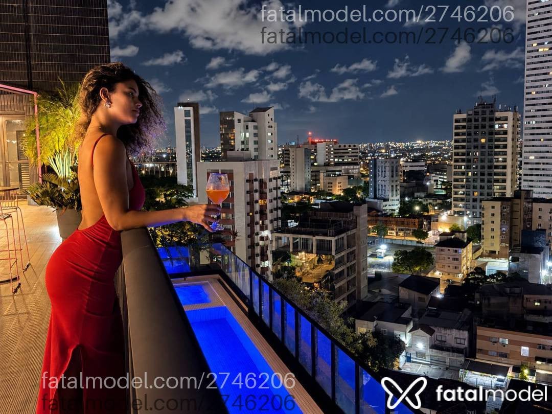 Acompanhante mulher morena (o) de olhos castanhos - Lorena