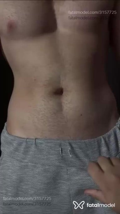 Acompanhante homem morena (o) de olhos castanhos em Porto Alegre - Brayan