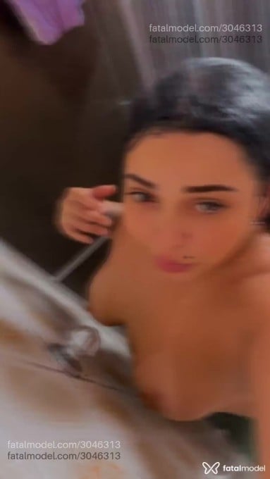 Acompanhante mulher morena (o) de olhos castanhos em Bom Despacho Acompanhante mulher morena (o) de olhos castanhos em Bom Despacho - Raissa