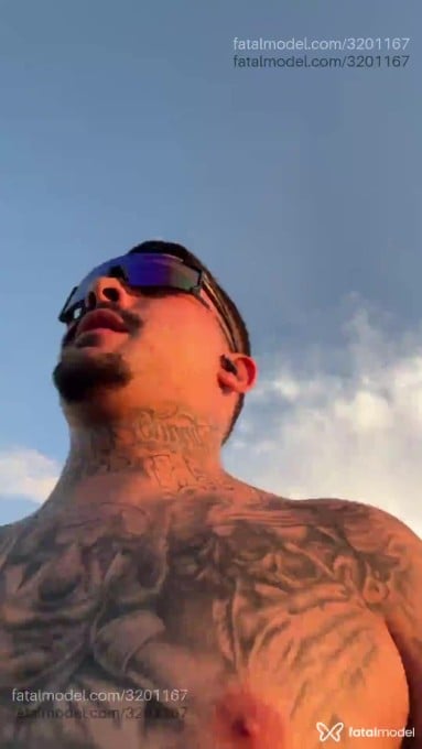 Acompanhante homem com cabelo castanho de olhos castanhos em Curitiba - Kaio Henrique