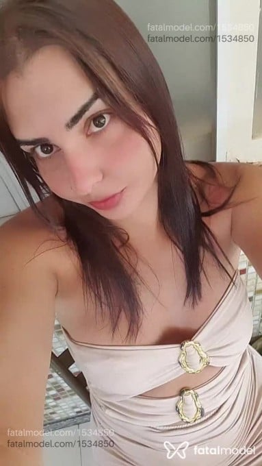 Acompanhante mulher trans morena (o) de olhos castanhos em Barretos - Melissa