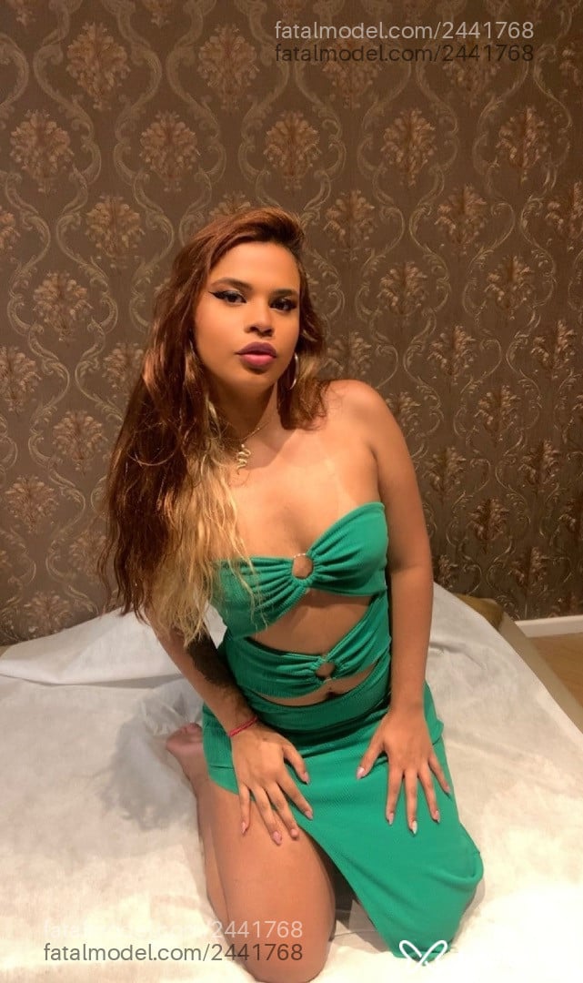 Acompanhante mulher trans morena (o) de olhos castanhos em Rio de Janeiro - Karina Kido