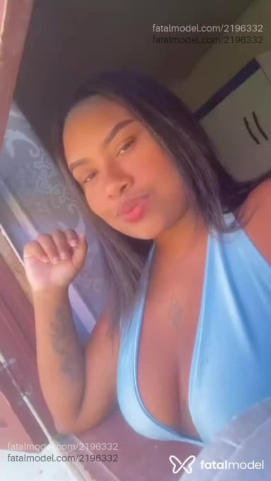 Acompanhante mulher morena (o) de olhos pretos em Viamão - Natyzinha