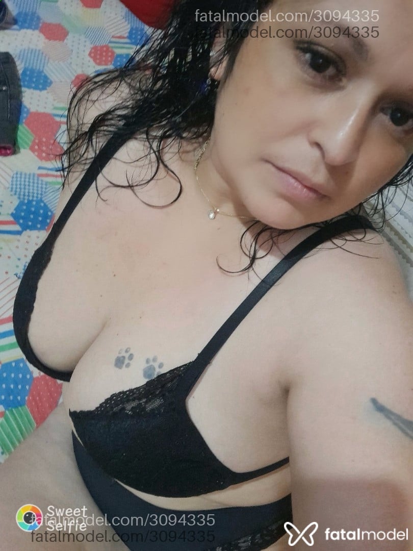 Acompanhante mulher morena (o) de olhos pretos em Santo Ângelo Acompanhante mulher morena (o) de olhos pretos em Santo Ângelo - Camila