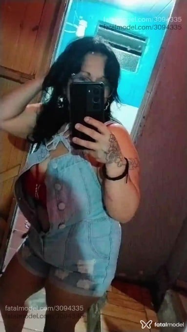 Acompanhante mulher morena (o) de olhos pretos em Santo Ângelo Acompanhante mulher morena (o) de olhos pretos em Santo Ângelo - Camila