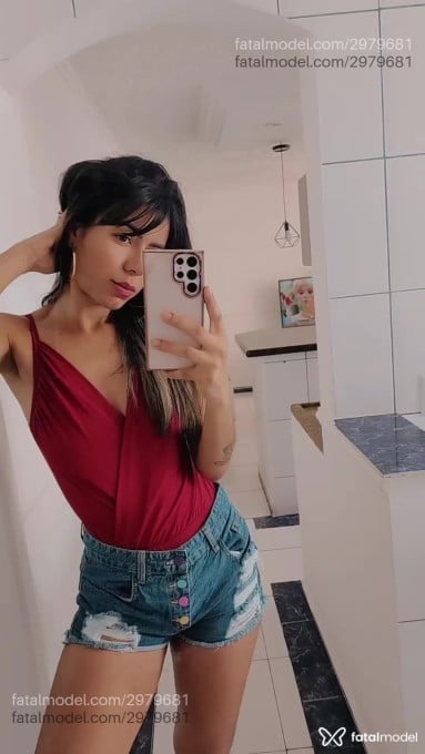 Acompanhante mulher morena (o) de olhos castanhos em São Paulo - Letícia
