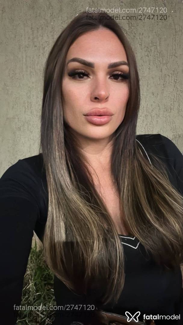 Acompanhante mulher trans morena (o) de olhos castanhos em Araraquara Acompanhante mulher trans morena (o) de olhos castanhos em Araraquara - Isabelly Finoti