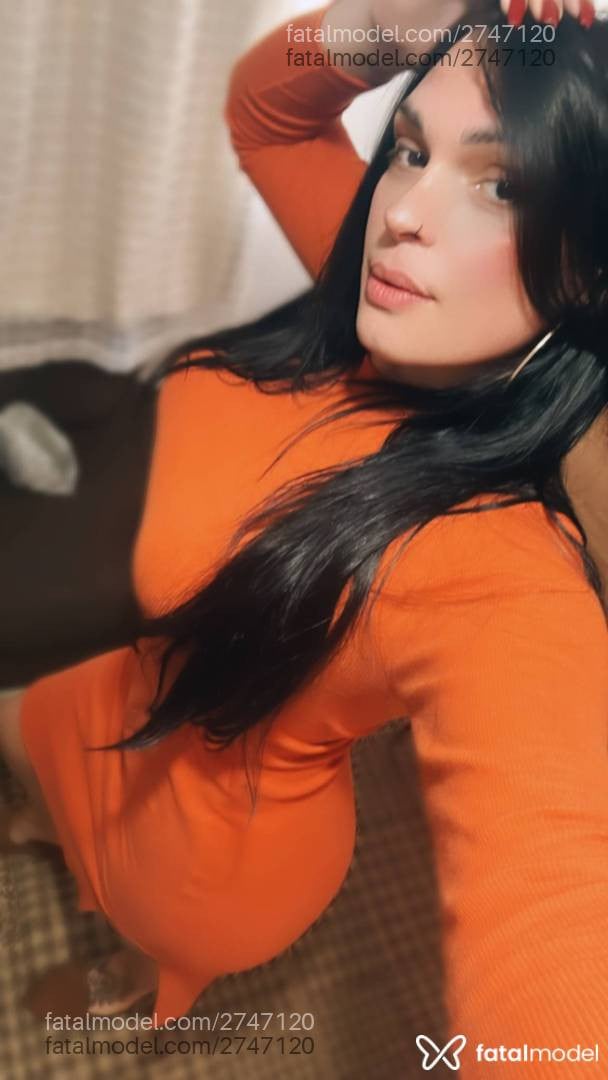 Acompanhante mulher trans morena (o) de olhos castanhos - Isabelly Finoti