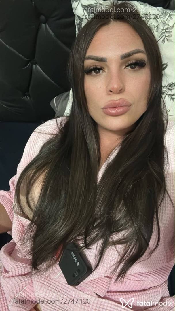 Acompanhante mulher trans morena (o) de olhos castanhos em Araraquara - Isabelly Finoti