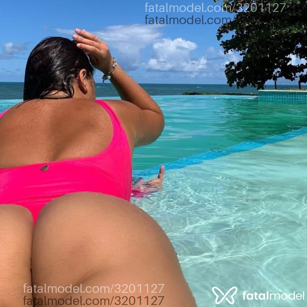 Acompanhante mulher morena (o) de olhos pretos em Porto Seguro - Mika