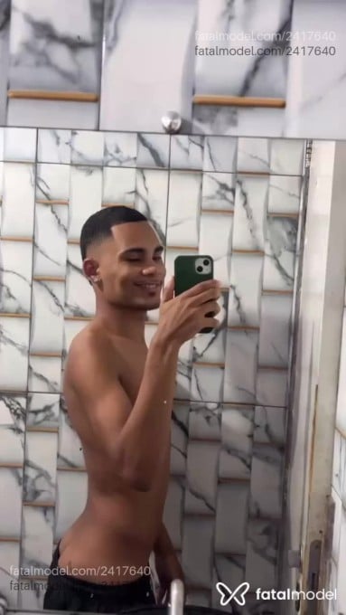 Acompanhante homem morena (o) de olhos mel em Rio de Janeiro - Biel