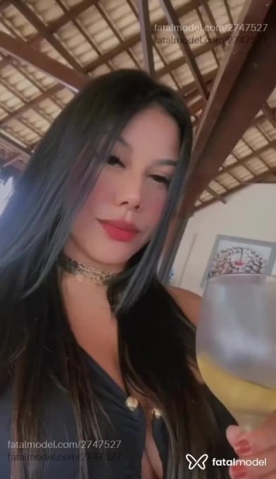 Acompanhante mulher morena (o) de olhos castanhos em Natal Acompanhante mulher morena (o) de olhos castanhos em Natal - Helena sandiego