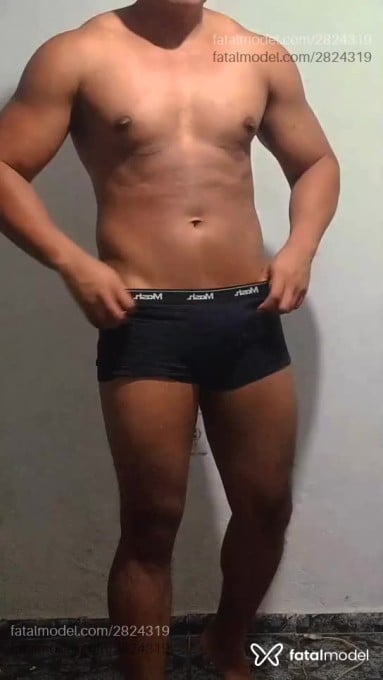 Acompanhante homem morena (o) de olhos castanhos em Barueri Acompanhante homem morena (o) de olhos castanhos em Barueri - Matheus