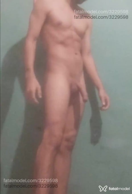 Acompanhante homem com cabelo castanho de olhos castanhos em Belo Horizonte Acompanhante homem com cabelo castanho de olhos castanhos em Belo Horizonte - Thiago Barbosa