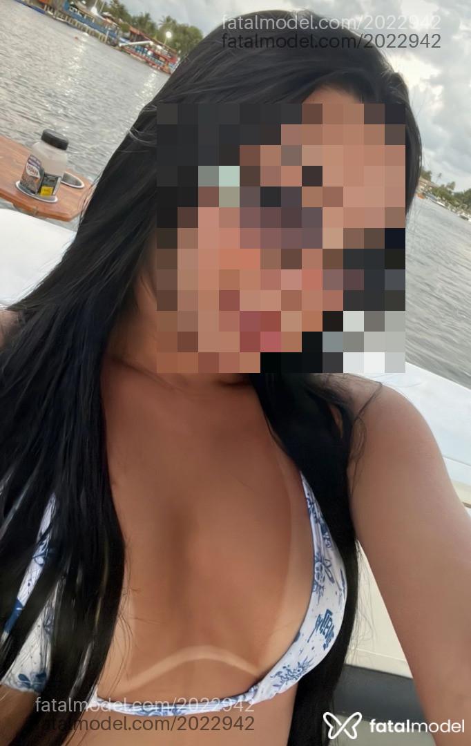 Acompanhante mulher morena (o) de olhos castanhos - Ana Beatriz Acompanhante mulher morena (o) de olhos castanhos - Ana Beatriz