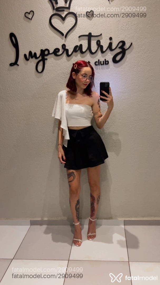 Acompanhante mulher ruiva (o) de olhos castanhos em Florianópolis - May