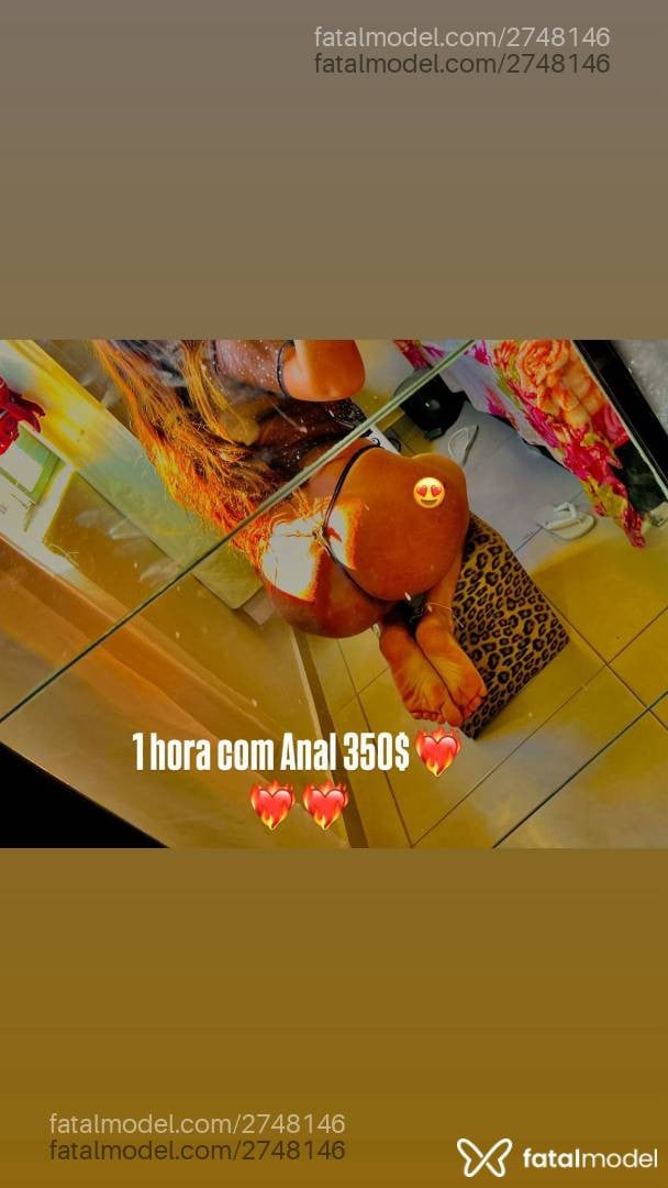 Acompanhante mulher com cabelo castanho de olhos castanhos - Laura