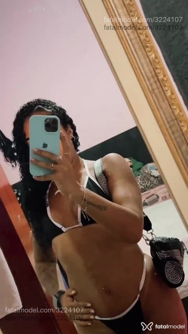 Acompanhante mulher morena (o) de olhos castanhos em Rio de Janeiro - Leonna