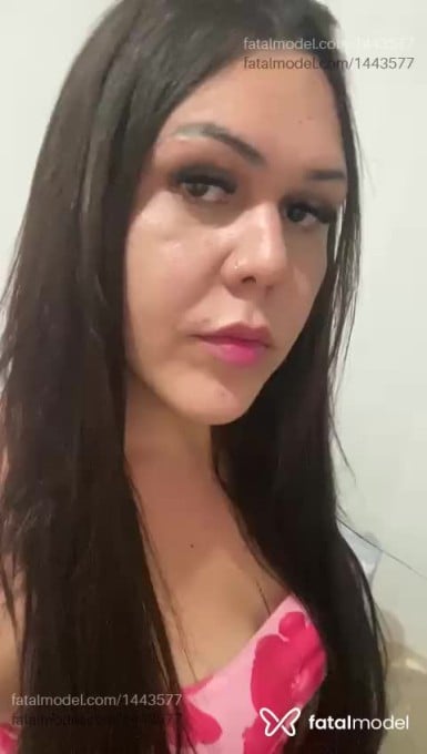 Acompanhante travesti com cabelo castanho de olhos castanhos em Serra Talhada - Liz